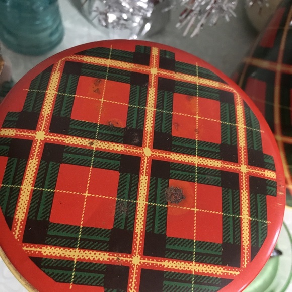 Vintage plaid tartan tins canisters set - Picture 6 of 11